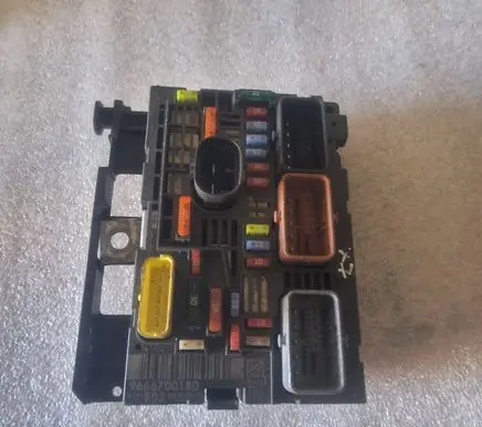 Citroen C5 BSM Control unit 9666700180 BSMB0200