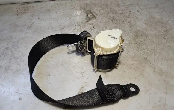 Ford Focus Front seatbelt 4M51A61294AK