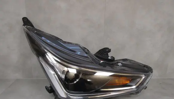 Toyota Aygo AB40 Headlight/headlamp Aygo2lift