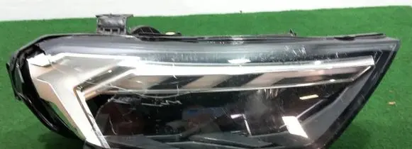 Audi A1 Headlight/headlamp 82A941034D 90106083