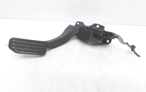 Volvo V60 Accelerator throttle pedal 31329059
