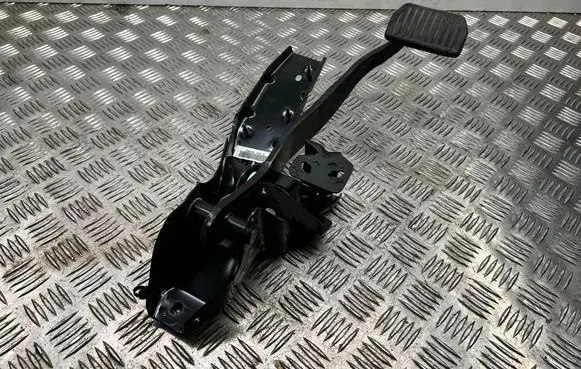 Ford Mondeo MK IV Brake pedal 7G9N2D094RC 7G9N2D094
