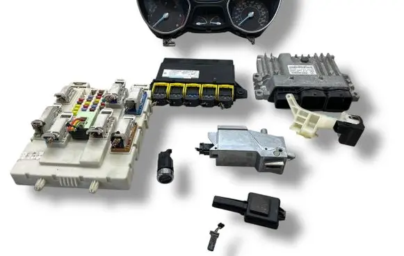 Engine ECU kit and lock set