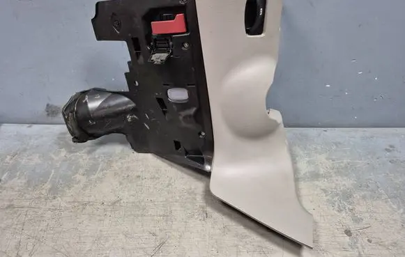 Mercedes-Benz E W211 Dashboard lower bottom trim panel 