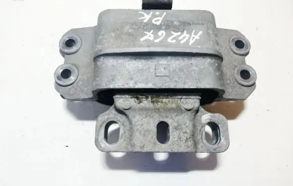 Skoda Octavia Mk2 (1Z) Engine mount bracket 1k0199555 1k0199555m