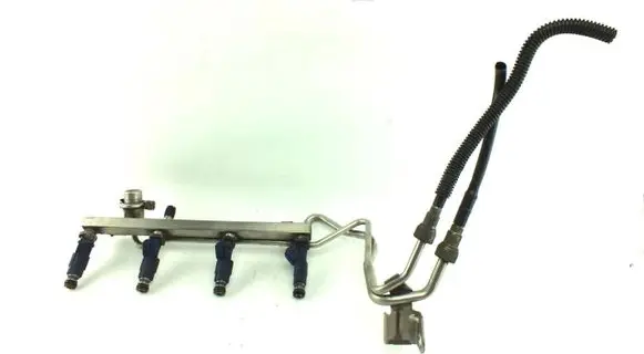 Opel Sintra Fuel injector supply line/pipe 