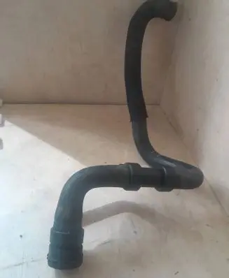 Volvo V70 Engine coolant pipe/hose S8000102