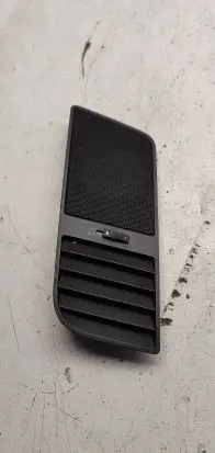 Audi A4 S4 B7 8E 8H Dashboard side air vent grill/cover trim 8h0819794A