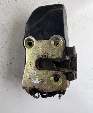 Jeep Cherokee III KJ Rear door lock