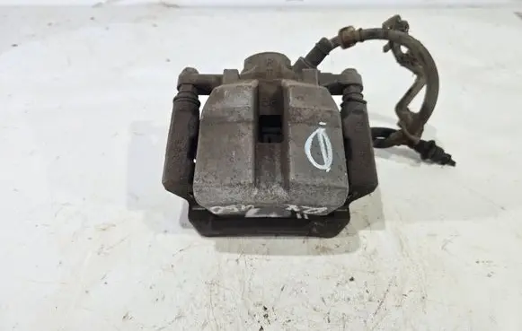 Lexus RX 450H Front brake caliper ADVICS