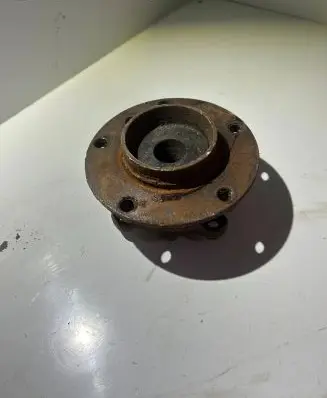 BMW 5 E39 Front wheel bearing hub 