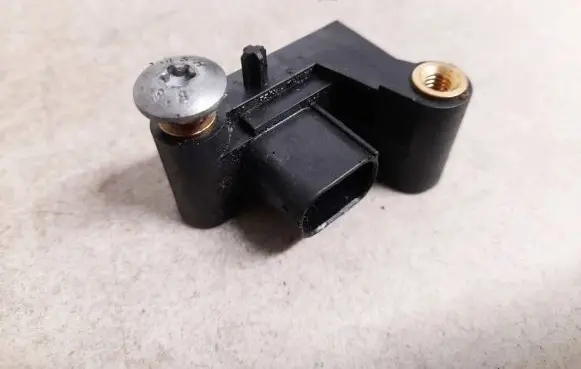 BMW 5 E60 E61 Airbag deployment crash/impact sensor 6977398 6577000536