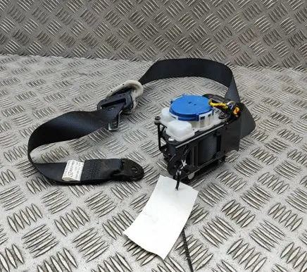 Mitsubishi L200 Rear seatbelt ADAF018
