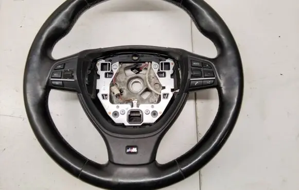 BMW 5 GT F07 Steering wheel