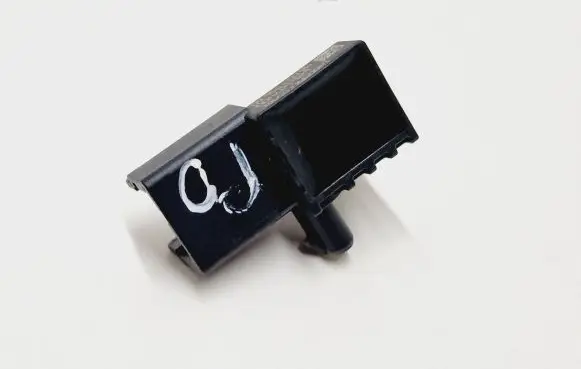 Peugeot 308 Airbag deployment crash/impact sensor 9800395680 626527400 1400SMEC05901