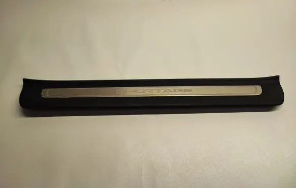 KIA Sportage Front sill trim cover 85884F1500