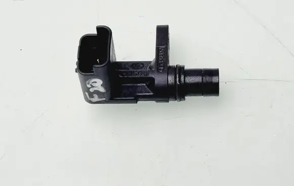 BMW 1 F20 F21 Crankshaft position sensor 7588095
