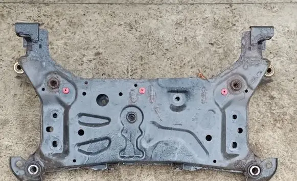 Ford Kuga II Front subframe T033A