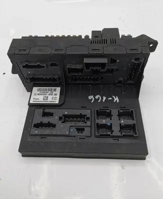 Mercedes-Benz E W211 SAM control unit 2115454301