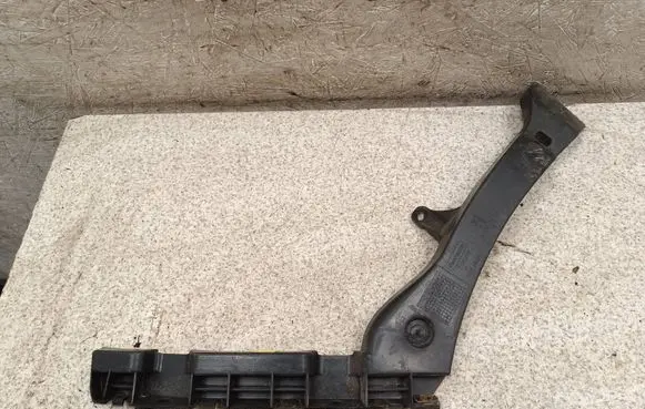 Peugeot 3008 I Rear bumper mounting bracket 2004035 9683045680