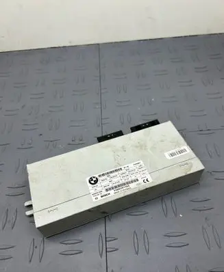 BMW 5 F10 F11 Tailgate/trunk control unit/module 7304902 F005V01102 0008591904