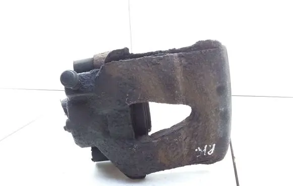 Skoda Octavia Mk1 (1U) Front brake caliper