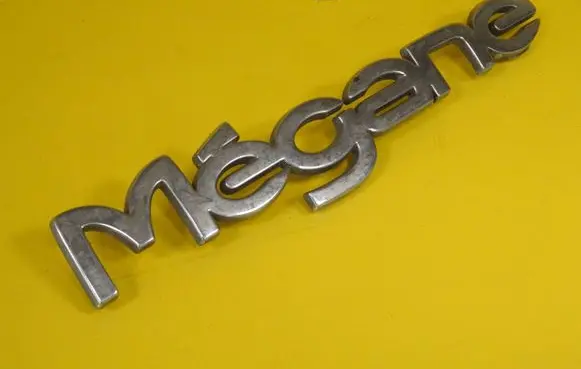 Renault Megane I Manufacturers badge/model letters 