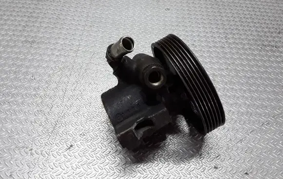 Peugeot 406 Power steering pump 9627369380