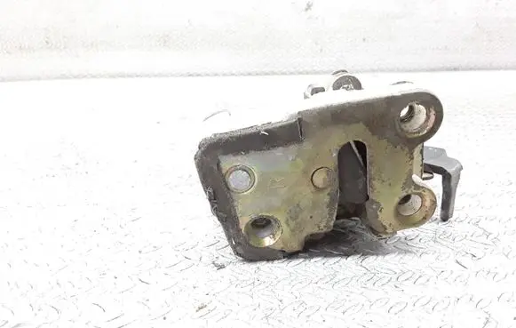 Opel Frontera A Rear door lock