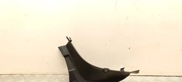 Polestar 2 Rear/tail light trim molding 32228375