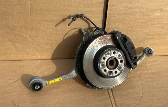 BMW 5 E60 E61 Front wheel hub spindle knuckle 6760953 31216760953