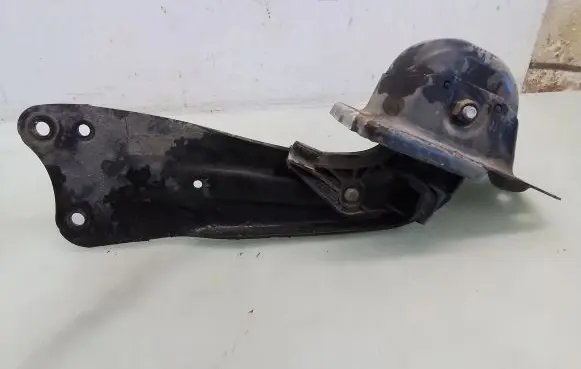Volkswagen Golf VI Rear upper control arm/wishbone