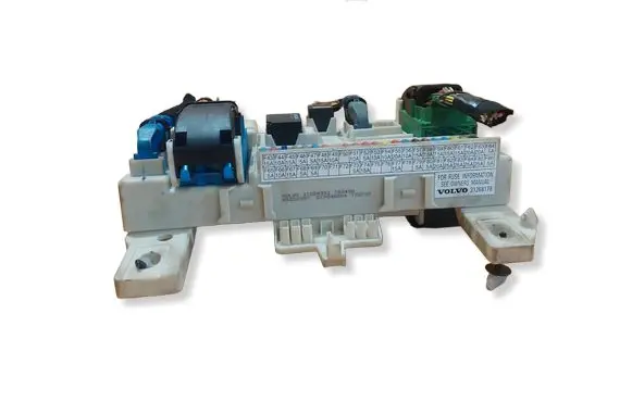 Volvo V50 Fuse module 31254903 519096804 09222037