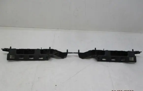 Citroen DS7 Crossback Fender mounting bracket 9816814780