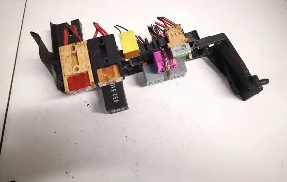 Fuse box set