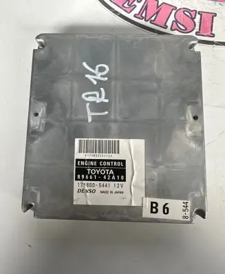 Toyota RAV 4 (XA20) Engine control unit/module 89661-42A10