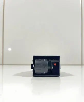 Volkswagen Touareg I Seat heating switch 7L6963563A 7L6963569B