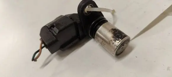Toyota Avensis T250 Crankshaft position sensor 9091905029 0296000740