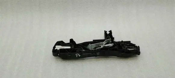 Mercedes-Benz C W205 Front door exterior handle/bracket 