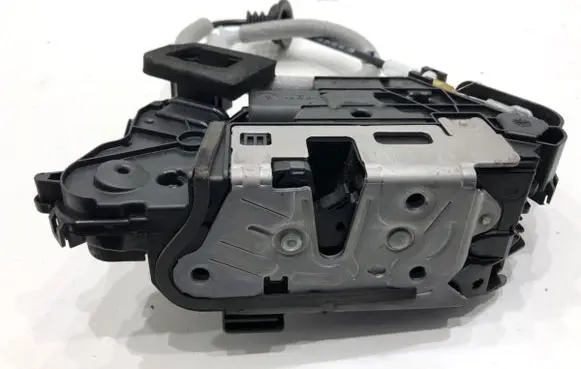 Skoda Octavia Mk4 Front door lock 5TB837015E