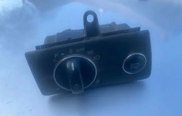 Mercedes-Benz E W211 Light switch 2115450104
