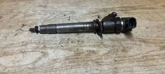 Volvo XC70 Fuel injector 0445110078