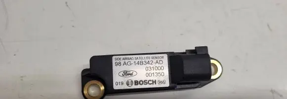 Ford Focus Airbag deployment crash/impact sensor 98AG14B342AD 001350 031000