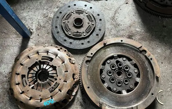 BMW 5 E60 E61 Clutch set kit 7533923