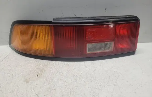 Mazda 323 F Rear/tail lights 00881103