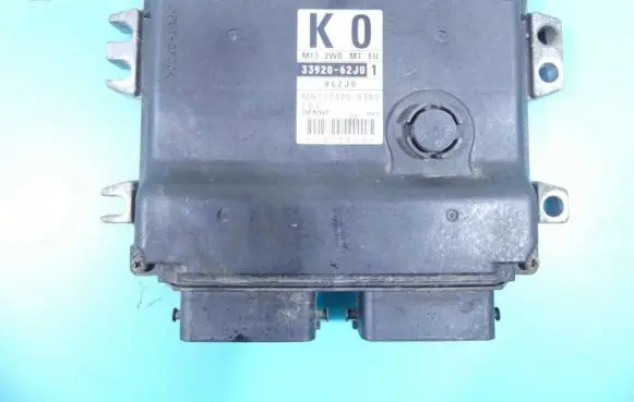 Suzuki Swift I Engine control unit/module ECU 33920-62J01 IMPRK1333753