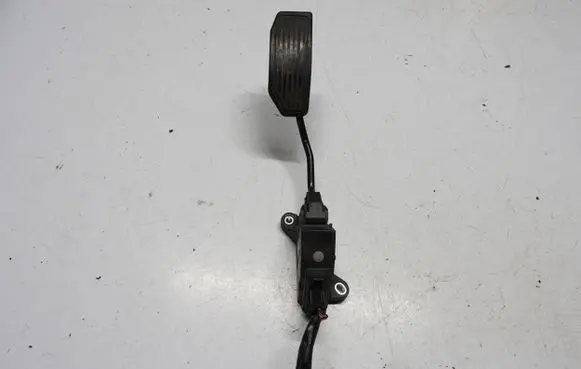 Toyota Verso Accelerator throttle pedal 78110-02071 09321B 51936891695