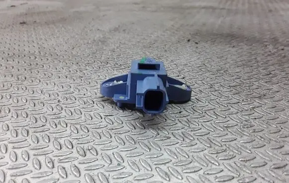 Volkswagen Golf V Airbag deployment crash/impact sensor 1K0955557A