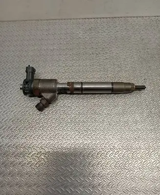 Fuel injector