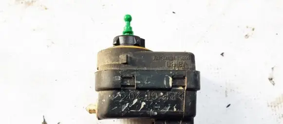 Headlight level adjustment motor